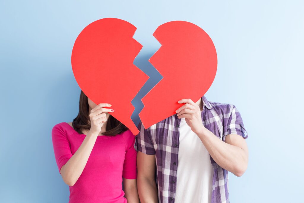 How to Deal with Breaking Up with Someone You Love